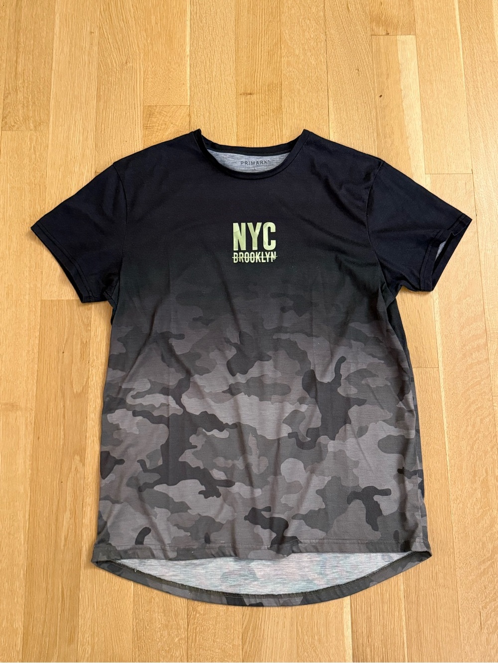 Primark NYC Brooklyn Men's Black Camo Fade T-Shirt